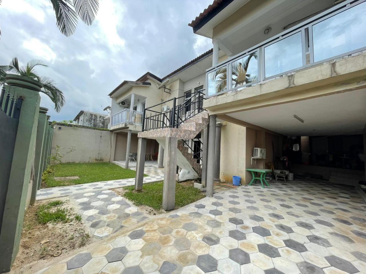 Residences Hotels Sejours Affaires Abiyán Exterior foto
